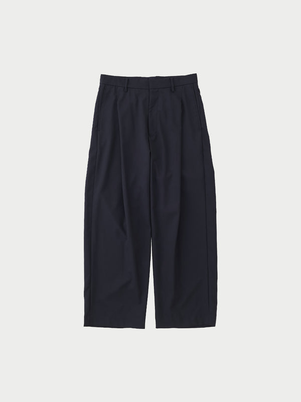 1 tuck pants
