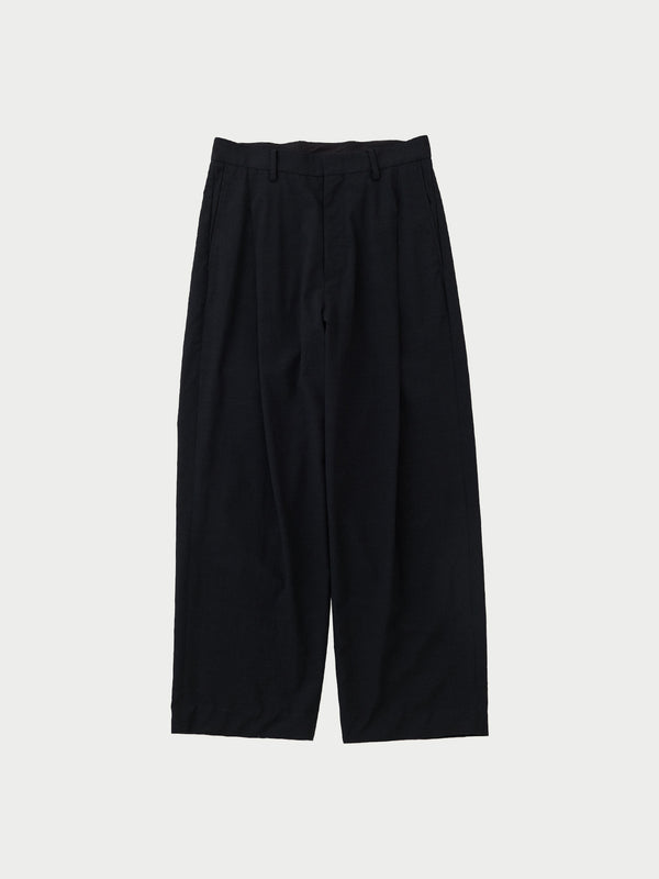 1 tuck pants