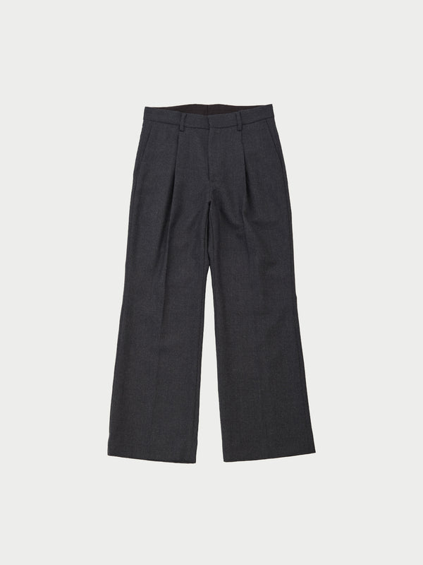 1 tuck pants